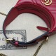Replicas Gucci GG Marmont minibolso en forma de media luna 699514 rojo Baratos